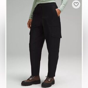 ***SOLD*** Lululemon Light Utilitech Cargo Pocket High-Rise Pant